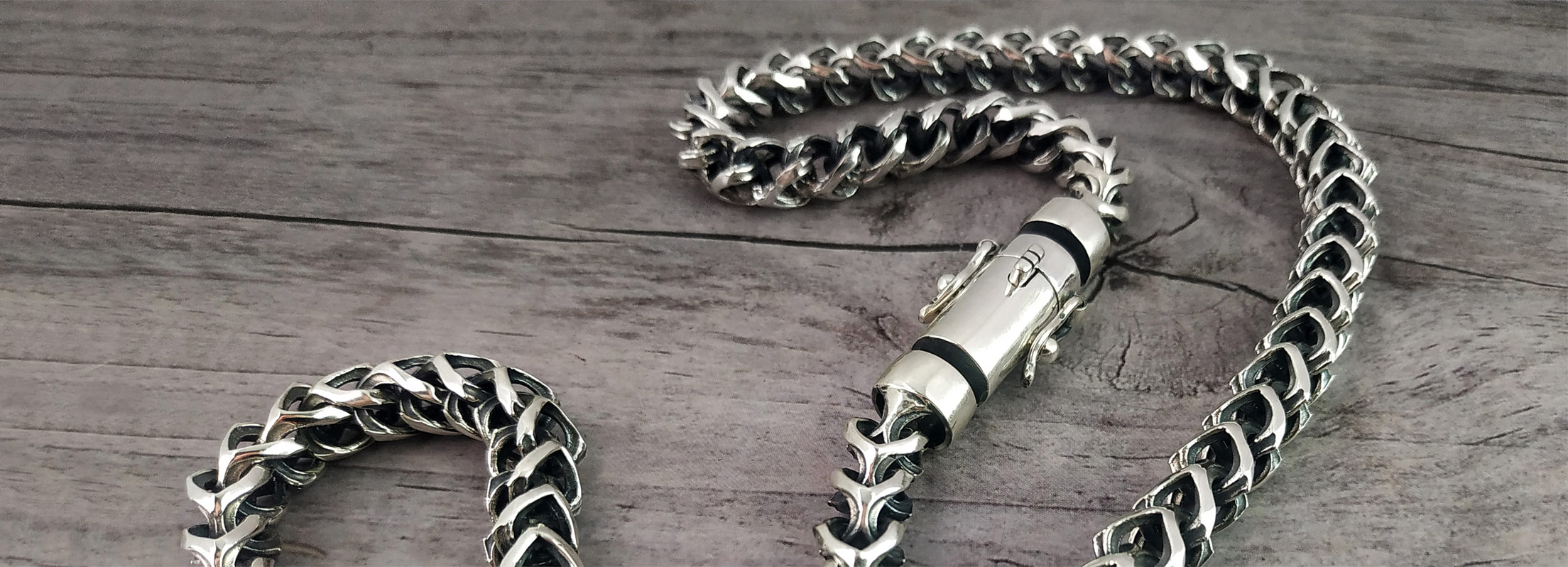 Chains and bracelets are<br/>available in almost any size